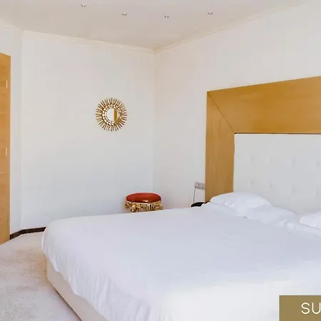 Salin & Mountain 4* Ливиньо