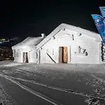 Salin & Mountain Hotel