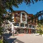 Salin & Mountain 4*
