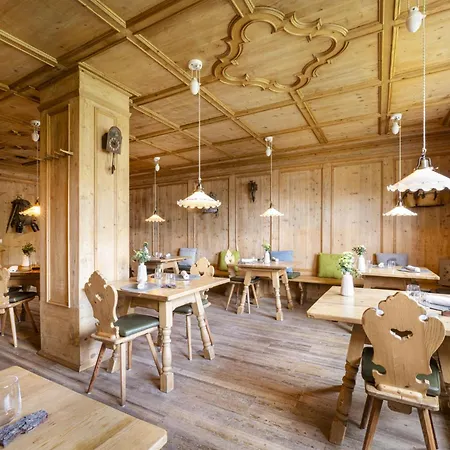 Hotel Salin & Mountain