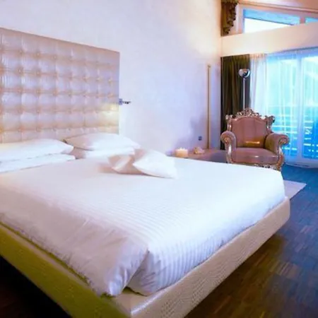 Salin & Mountain Hotel 4*