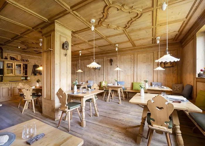 Hotel Salin & Mountain