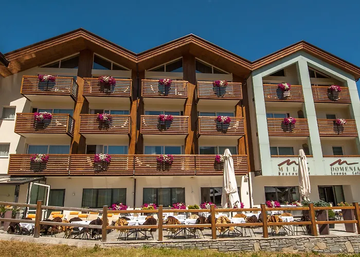 Salin & Mountain Hotel 4*